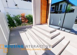 for sale 2 storey house brand new at bf homes