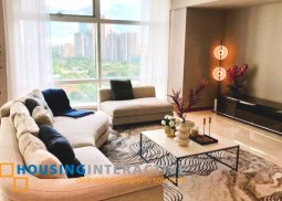 grand 3-bedroom unit for rent in two roxas triangle