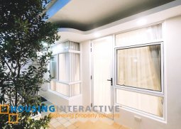 modern 3-bedroom townhouse with balconies for sale in little baguio