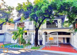 classy 2-storey, 3-bedroom house with balcony for rent in san lorenzo village
