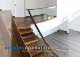 semi-furnished 4br loft for sale in skyvillas at one balete