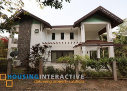 extra large 4br house and lot for sale at the anvaya cove bataan