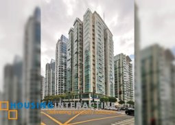 semi furnished 1br unit for rent/sale at grand hamptons, taguig