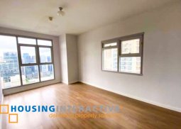 semi furnished 3br unit for lease in one maridien