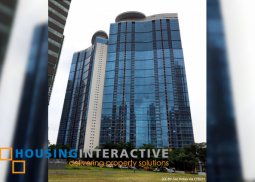 semi furnished 3br unit for lease in pacific plaza, taguig