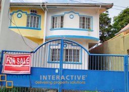 mid-century 2-storey, 3-bedroom house for sale in pilar village