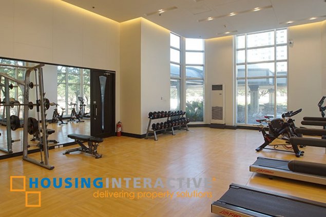 modern 1-bedroom unit for sale in bristol at parkway place