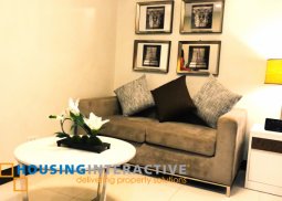 for rent -studio in one central