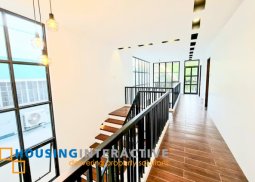 a 3 bedroom fully furnished for sale lot in paranaque!