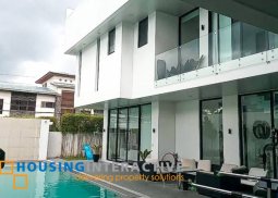 a 7br house for sale in merville
