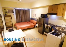 for rent -studio in avida towers one union place