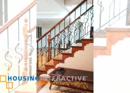 grand 3-storey, 4-bedroom house with balcony for rent in merville