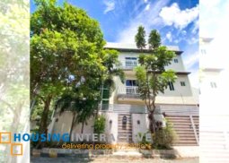 luxurious 3-storey, 5-bedroom house with parking for sale in multinational village
