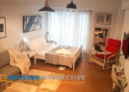 for rent -studio at the maridien