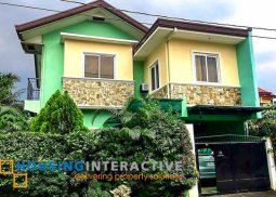 classy 2-storey, 4-bedroom house with parking for sale in greenview executive village