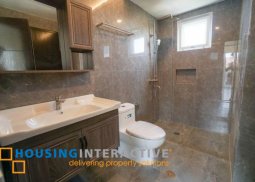 brand new 3-storey, 3-bedroom house with balconies & parking for sale in greenwoods executive village