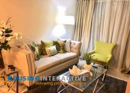 for rent -2br in uptown ritz residences