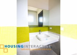 6br house for rent/sale at bf homes