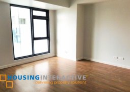 semi furnished 1br unit with balcony and parking slots for lease at solstice tower 1