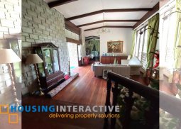 spacious 5-bedroom ancestral house with pool for sale in horseshoe drive