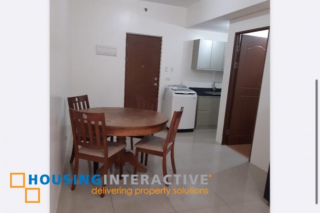 a fully furnished 1 bedroom unit for rent in the beacon