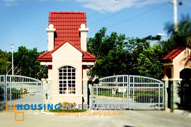 airy residential lot for sale in greenwoods executive village