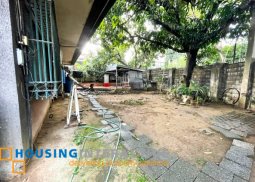 spacious lot with old house for sale in st. ignatius village