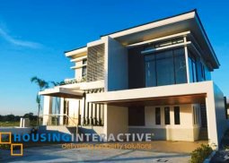 timeless 2-storey, 3-bedroom house with balcony & parking for sale in alabang west