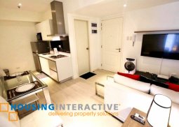 a fully furnished 2 bedroom unit for rent at paranaque