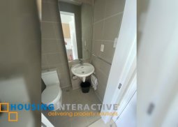 for rent -studio in commonwealth residences