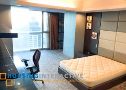 fully furnished 2-bedroom unit with parking for rent in st. francis shangri-la