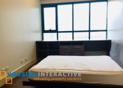 semi-furnished 2 br for rent in edades tower