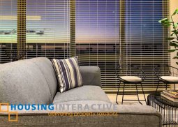 smart-home 3-bedroom unit with balcony & parking for lease in the suites