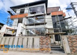 house and lot for sale in greenwoods executive village