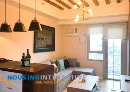 for rent -1br at the grove by rockwell