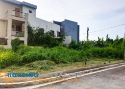 vacant & corner lot for sale in parkwoods green executive village