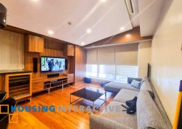 fully furnished 2-bedroom unit with parking for rent in the beaufort