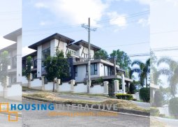 grand 3-storey, 4-bedroom house with balcony & parking for sale in timberland