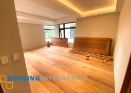 grand 4-storey, 5-bedroom house with attic & parking for sale in new manila