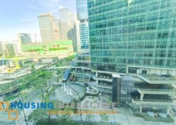 for rent -2br in one uptown residences