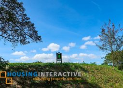 spacious lot for sale in elaro