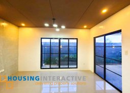 luxury 2-storey, 3-bedroom house with balcony & parking for sale in angeles city
