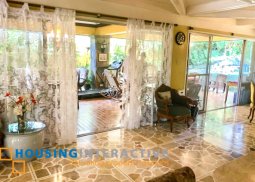 classy 5-bedroom house wth parking for sale in ayala alabang village