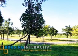 spacious lot for sale in luscara