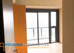 semi furnished 4 bedroom unit for rent in uptown ritz residence