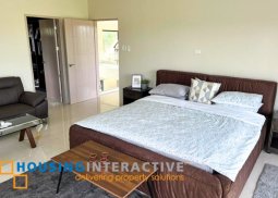 luxury 2-storey, 4-bedroom house with pool & balcony for sale in eagle ridge golf and country club