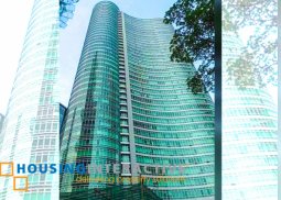 for rent -3br in one mckinley place