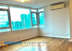 a semi furnished 1 bedroom unit for rent in park terraces