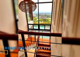 grand 2-storey, 5-bedroom house with pool & parking for sale in clark sun valley golf course