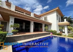 grand 2-storey, 8-bedroom house with terrace & pool for sale in peninsula de punta fuego